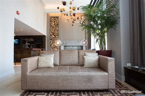 Hotel Felix, Chicago (updated prices 2024).